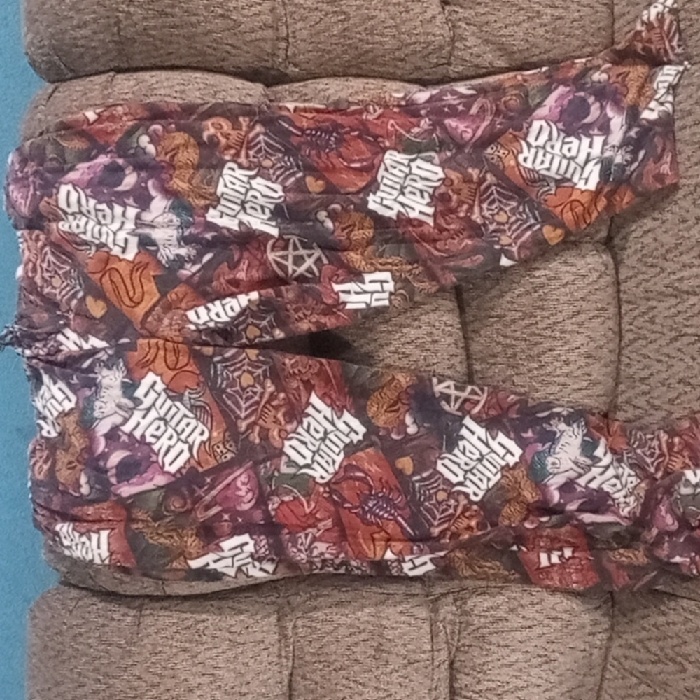 Mens vintage guitar hero pajamas size 36-38